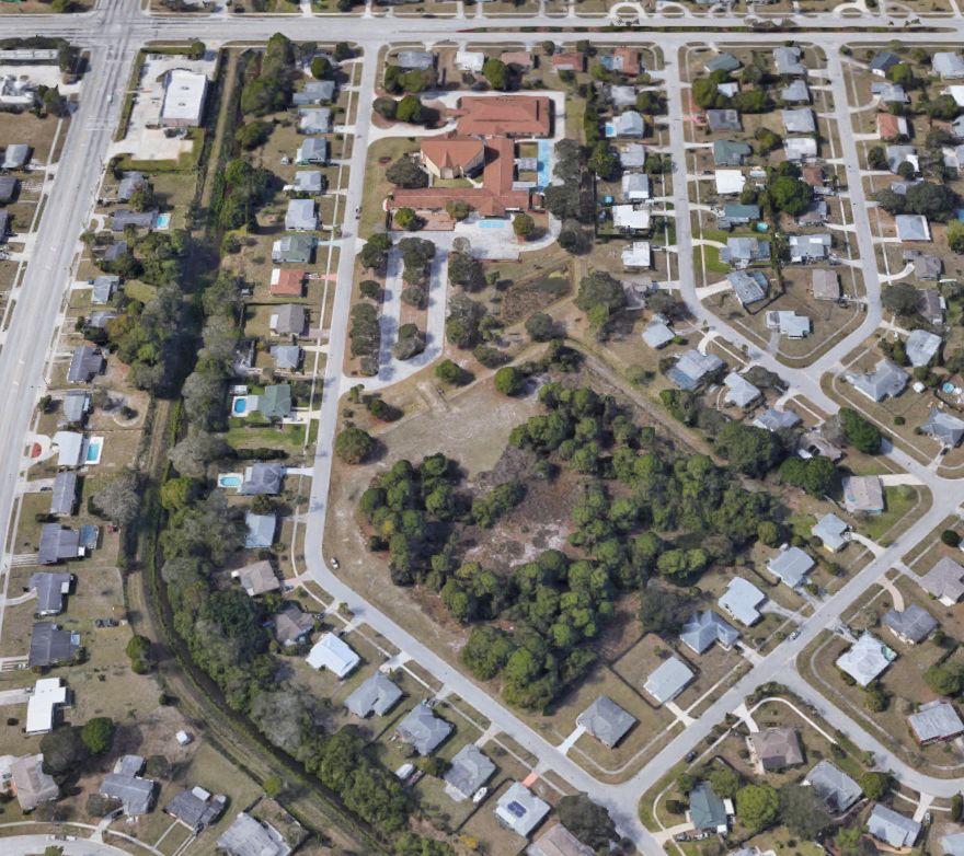 115 NE Solida Dr, Port Saint Lucie, FL 34983